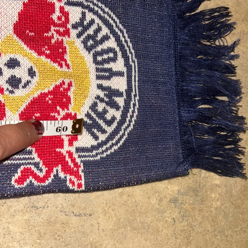 New York Red Bulls Soccer Scarf - red/navy branded fringed